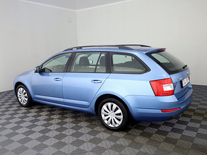 Skoda Octavia Comfortline 4x4 2.0 TDI 110kW (4 foto / 7)