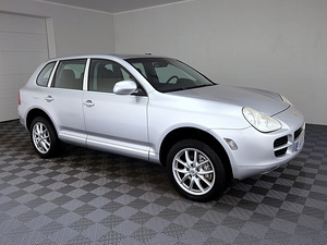 Porsche Cayenne S Luxury 4.5 250kW (1 foto / 7)