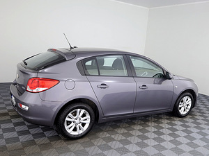 Chevrolet Cruze Facelift 1.6 91kW (3 foto / 7)