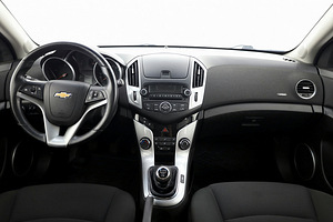 Chevrolet Cruze Facelift 1.6 91kW (5 foto / 7)