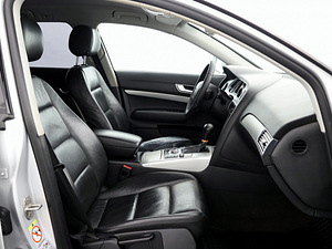 Audi A6 Comfortline Facelift ATM 2.7 TDI 140kW (6 foto / 7)