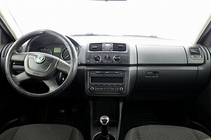 Skoda Fabia Comfortline Facelift 1.2 51kW (5 foto / 7)
