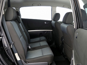 Toyota Corolla Verso Linea Sol Facelift ATM 1.8 95kW (7 фото из 9)