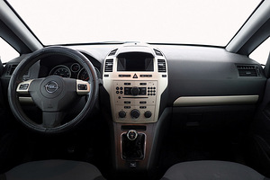 Opel Zafira Facelift LPG 1.8 103kW (5 foto / 8)
