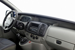 Renault Trafic Crew Van 1.9 dCi 60kW (5 foto / 8)