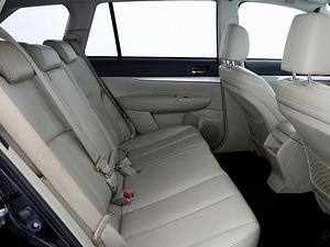 Subaru Outback Luxury 2.0 TD 110kW (7 foto / 8)