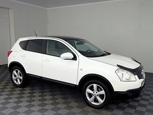 Nissan Qashqai Luxury 4x4 ATM 2.0 dCi 110kW (1 foto / 8)