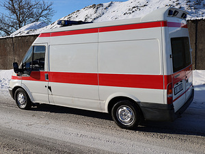 Ford Transit Ambulance 2.0 TDCi 74kW (4 foto / 9)