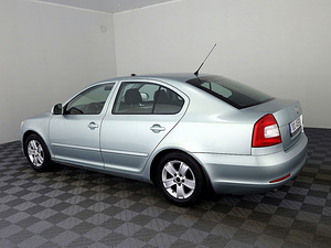 Skoda Octavia Comfortline Facelift ATM 1.4 90kW (4 foto / 8)