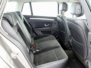 Renault Laguna Comfort 2.0 103kW (7 foto / 7)