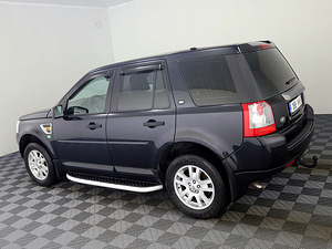 Land Rover Freelander HSE 4x4 2.2 TD4 118kW (4 foto / 7)