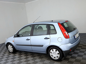 Ford Fiesta Facelift 1.3 51kW (4 foto / 7)