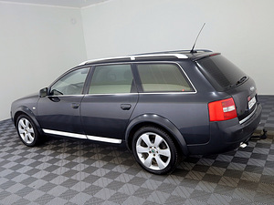 Audi Allroad Luxury ATM 2.5 TDI 132kW (4 foto / 7)