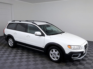 Volvo XC70 Summum ATM 2.4 D5 136kW (1 foto / 7)