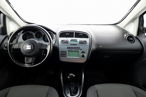 SEAT Altea XL Comfortline ATM 2.0 TDI 103kW (5 foto / 8)