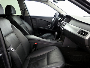 BMW 530 Executive ATM 3.0 D 160kW (6 foto / 7)