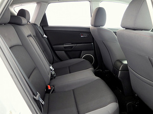 Mazda 3 Elegance Facelift 1.6 TD 66kW (7 foto / 7)