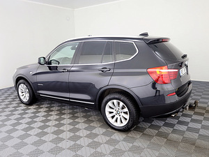 BMW X3 Business ATM 2.0 D 135kW (4 foto / 9)