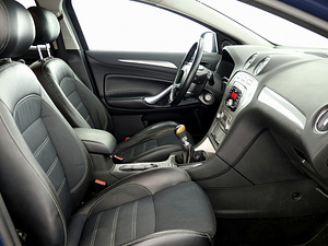 Ford Mondeo Titanium X 2.0 TDCi 85kW (6 foto / 8)