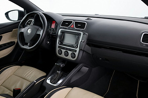 Volkswagen Eos Individual ATM 2.0 TDI 103kW (5 foto / 9)