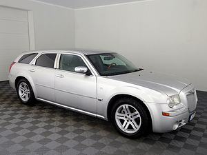 Chrysler 300 C Limited ATM 3.0 CRD 160kW (1 foto / 7)