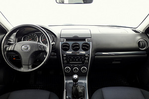 Mazda 6 Elegance Facelift LPG 2.0 108kW (5 foto / 8)