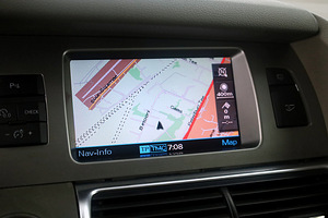 Audi Q7 Highline ATM 3.0 TDI 155kW (9 foto / 9)