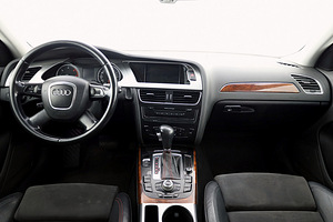 Audi A4 S-Line ATM 2.0 TDI 105kW (5 foto / 7)