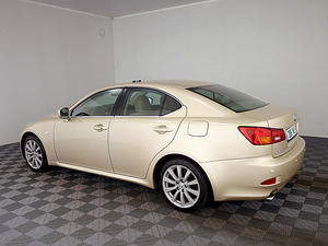 Lexus IS 250 Comfort ATM 2.5 153kW (4 foto / 8)