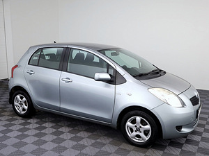 Toyota Yaris Linea Sol 1.4 D-4D 66kW (1 foto / 8)