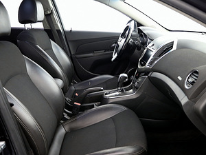 Chevrolet Cruze Facelift LPG ATM 1.8 104kW (6 foto / 9)