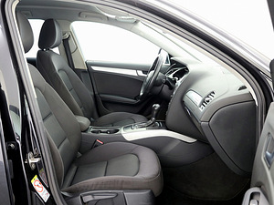 Audi A4 Comfortline Quattro ATM 3.0 TDI 176kW (6 foto / 7)