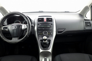 Toyota Auris Linea Sol Facelift LPG 1.6 97kW (5 foto / 8)
