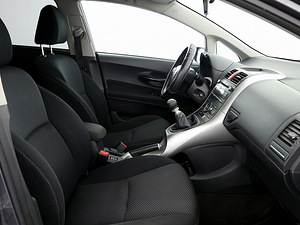 Toyota Auris Linea Sol Facelift LPG 1.6 97kW (6 foto / 8)