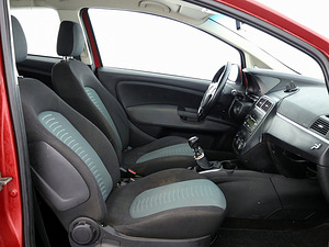 Fiat Punto Sport 1.4 70kW (6 foto / 7)
