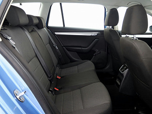 Skoda Octavia Comfortline 4x4 2.0 TDI 110kW (7 foto / 7)