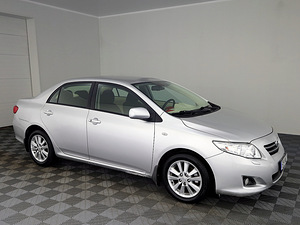 Toyota Corolla Linea Sol ATM 1.6 91kW (1 foto / 8)
