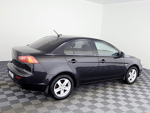 Mitsubishi Lancer Comfort ATM 1.5 80kW (3 foto / 7)
