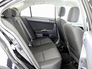Mitsubishi Lancer Comfort ATM 1.5 80kW (7 foto / 7)