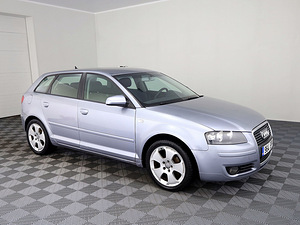 Audi A3 Sportback Comfortline ATM 1.6 75kW (1 foto / 7)
