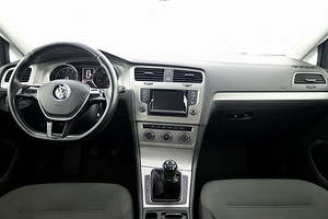 Volkswagen Golf Comfortline 1.4 90kW (5 foto / 7)