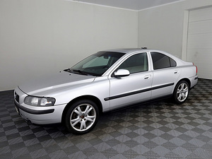 Volvo S60 Summum ATM 2.4 147kW (2 foto / 7)