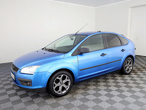 Ford Focus Trend 1.6 74kW (2 foto / 7)