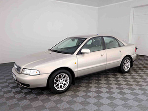 Audi A4 Sportline ATM 1.8 92kW (2 foto / 7)