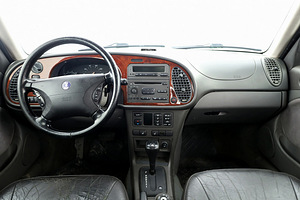 Saab 9-3 Sport ATM 2.0 113kW (5 foto / 7)