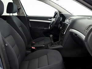 Skoda Octavia Comfortline 1.6 75kW (6 foto / 7)