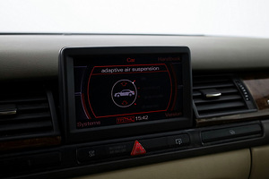 Audi A8 Quattro ATM 3.0 TDI 171kW (8 foto / 8)