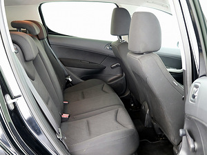 Peugeot 308 Elegance Facelift 1.6 88kW (7 foto / 7)