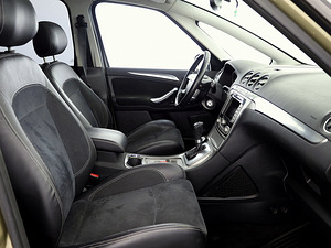 Ford S-MAX Titanium X ATM 2.0 TDCi 96kW (6 foto / 8)