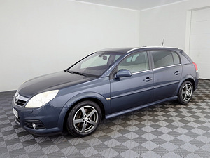 Opel Signum Cosmo Facelift ATM 3.0 CDTi 135kW (2 foto / 7)